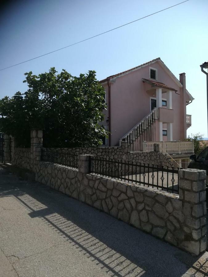 House Daniela Apartman Omišalj Kültér fotó